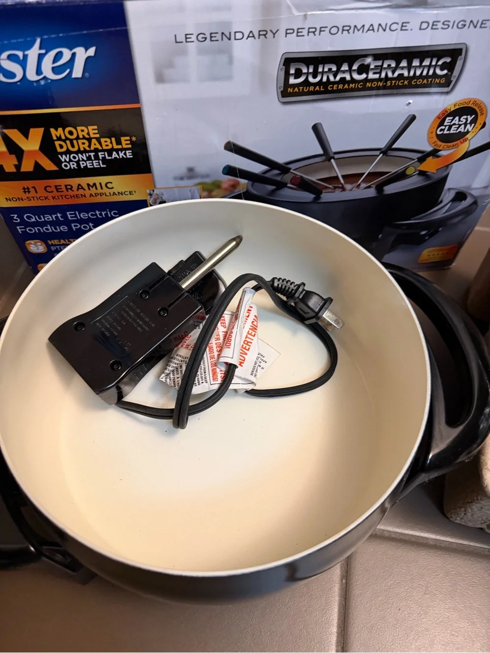 NEW! OSTER Black Duraceramic Electric Fondue Pot with Forks 3 quart Easy Clean